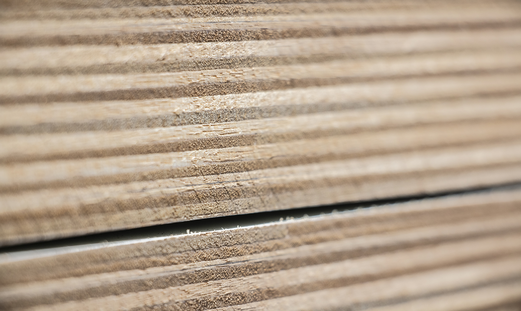 close-up-bruynzeel-plywood